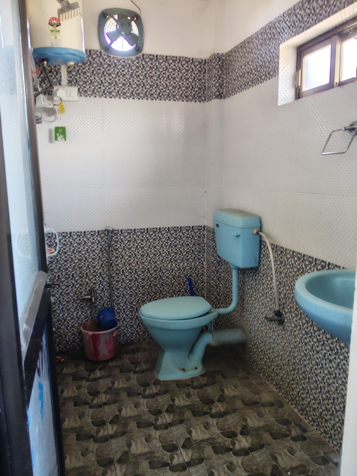 1 BHK Room — media 3