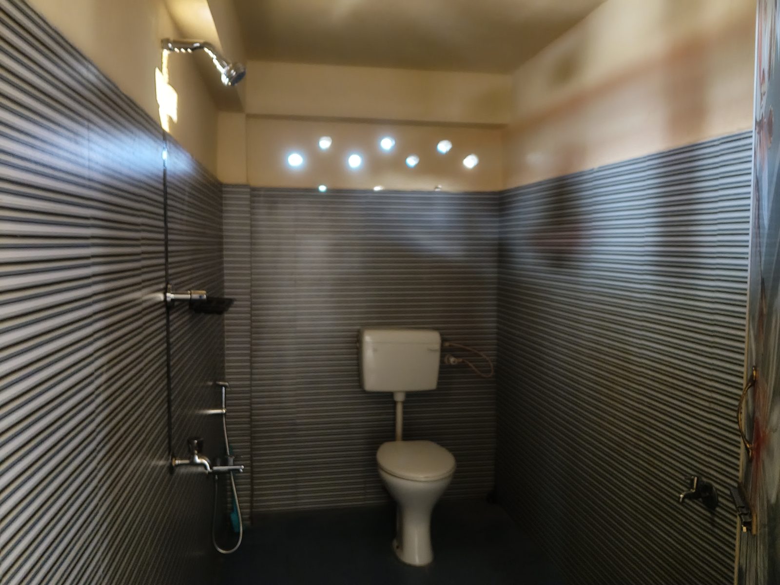 1 BHK Room — media 3