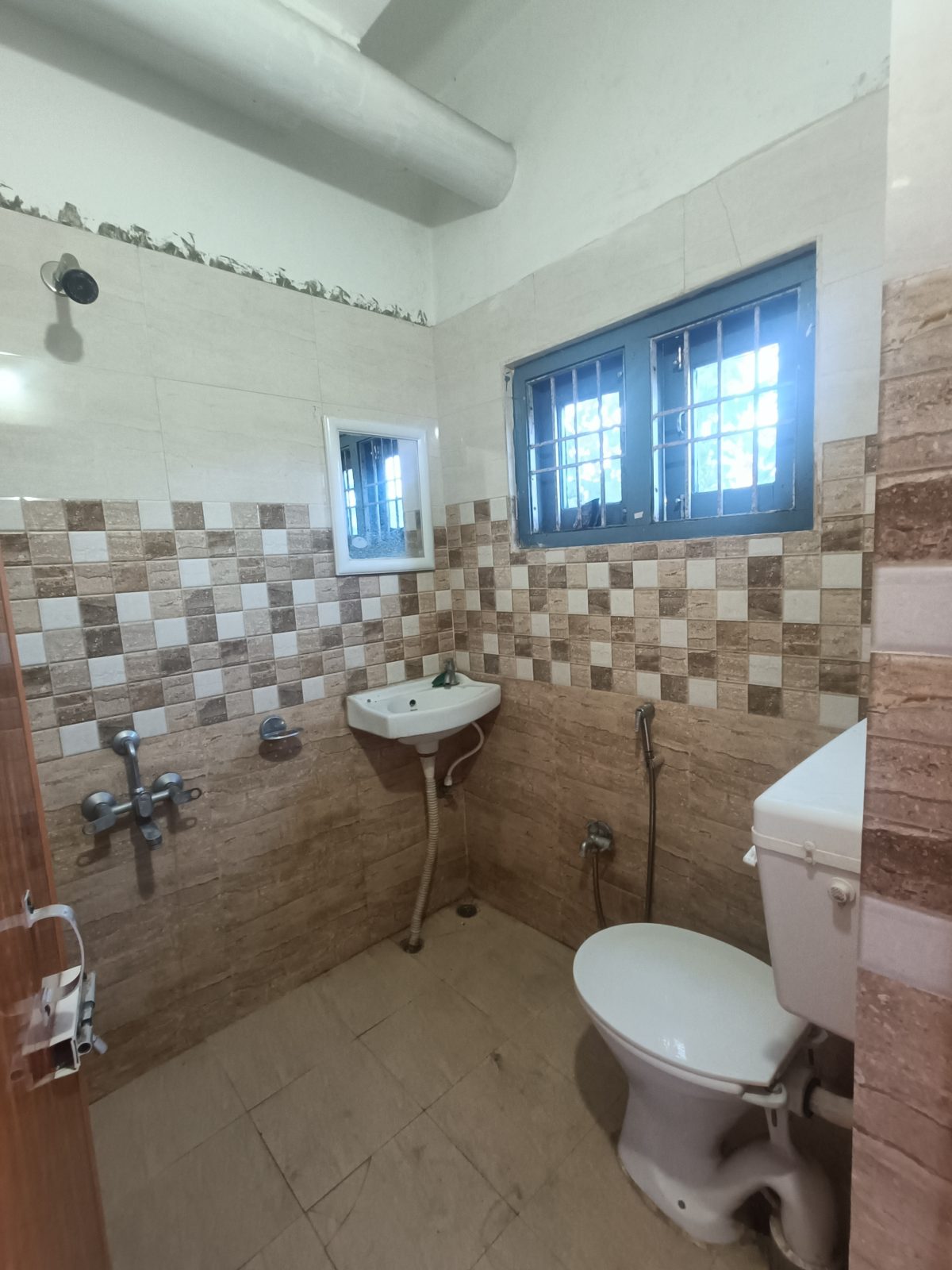 2 BHK Room — media 3