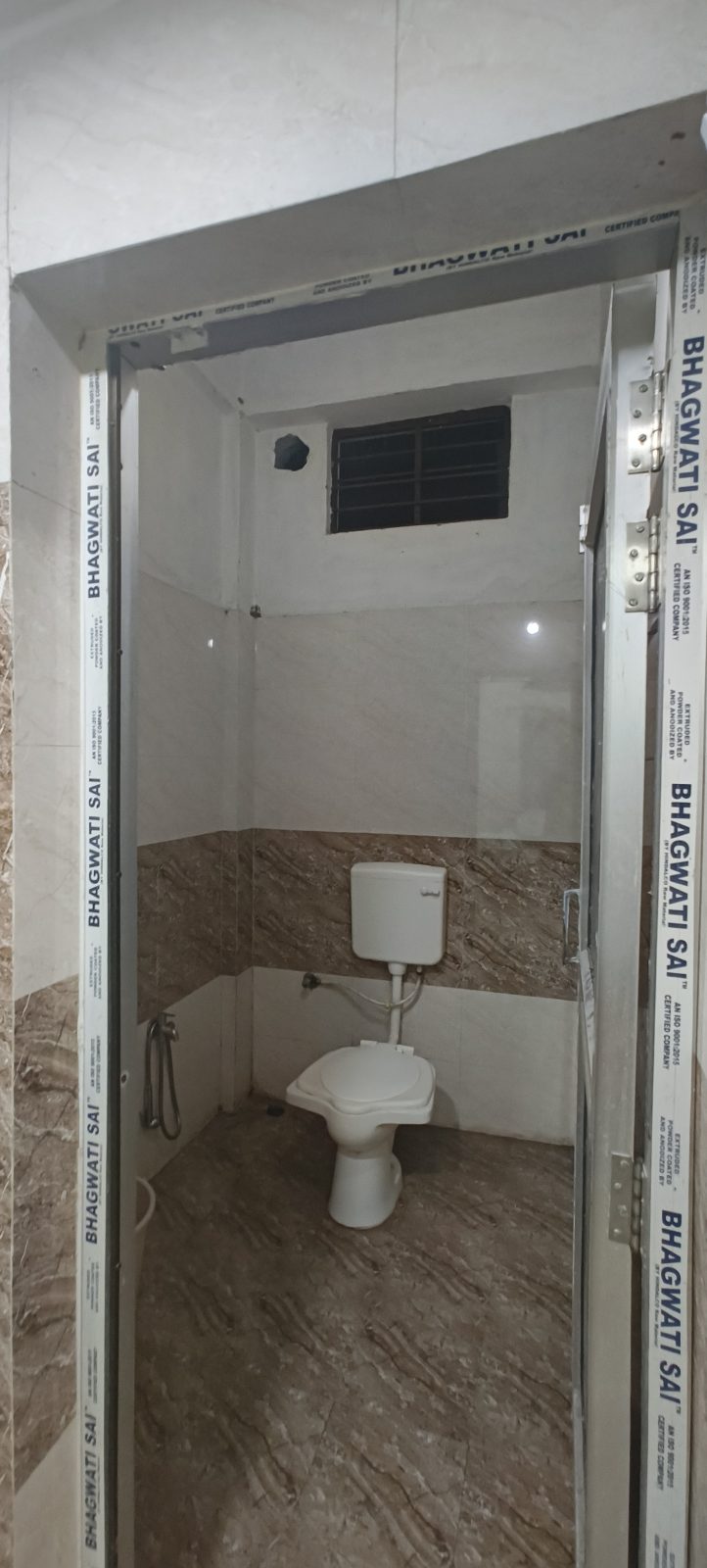 1 BHK Room — media 3